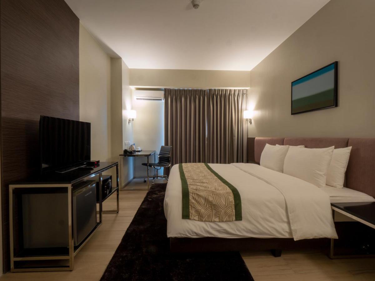 Sequoia Hotel Manila Bay Paranaque City Kültér fotó