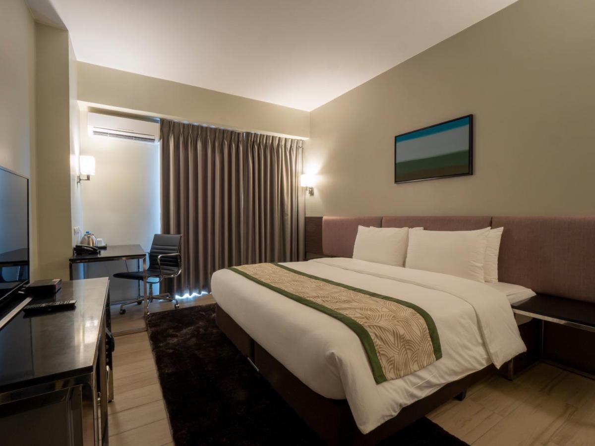 Sequoia Hotel Manila Bay Paranaque City Kültér fotó